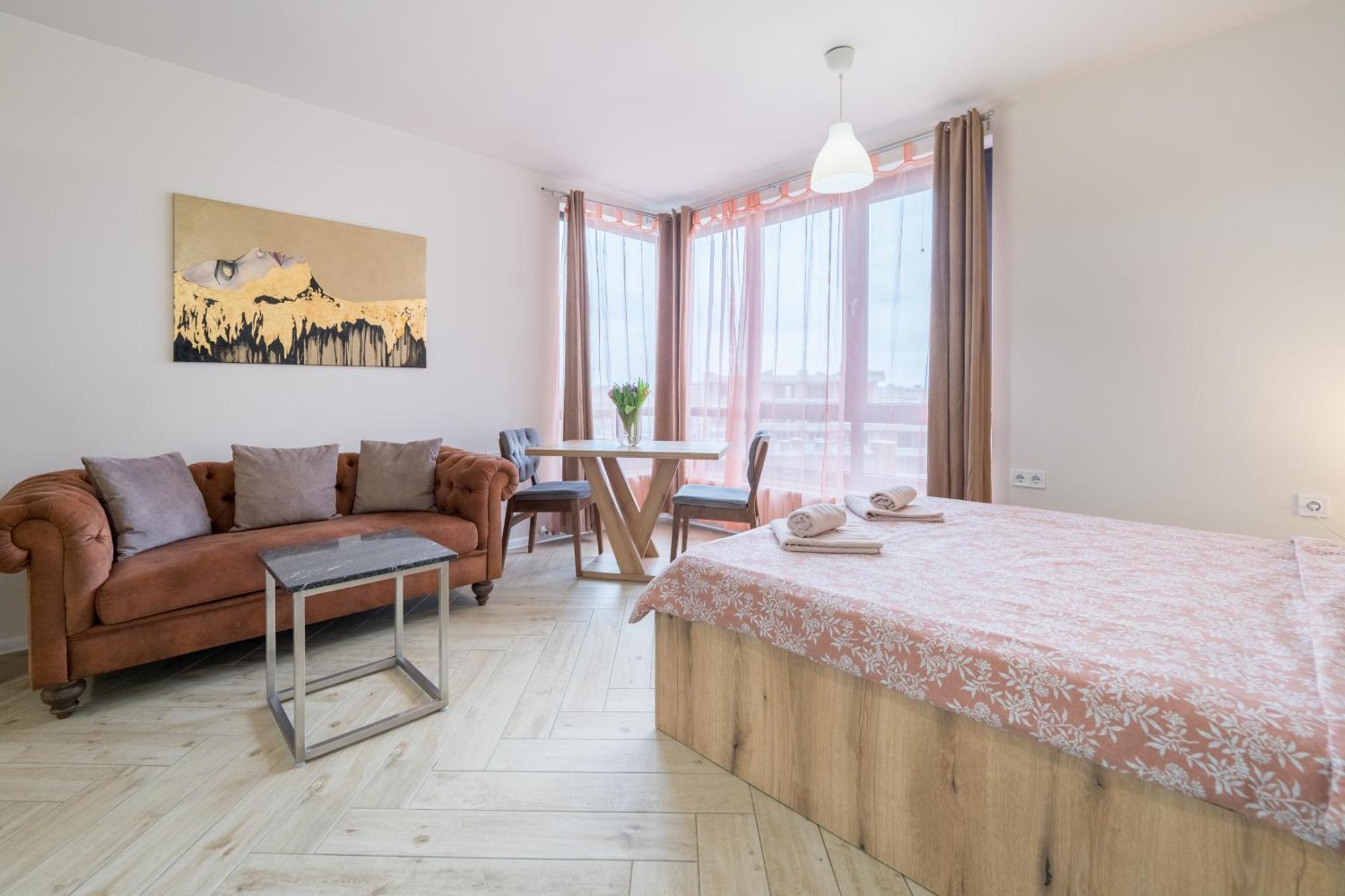 Wow For Rent - Bul Montevideo 25a - B *