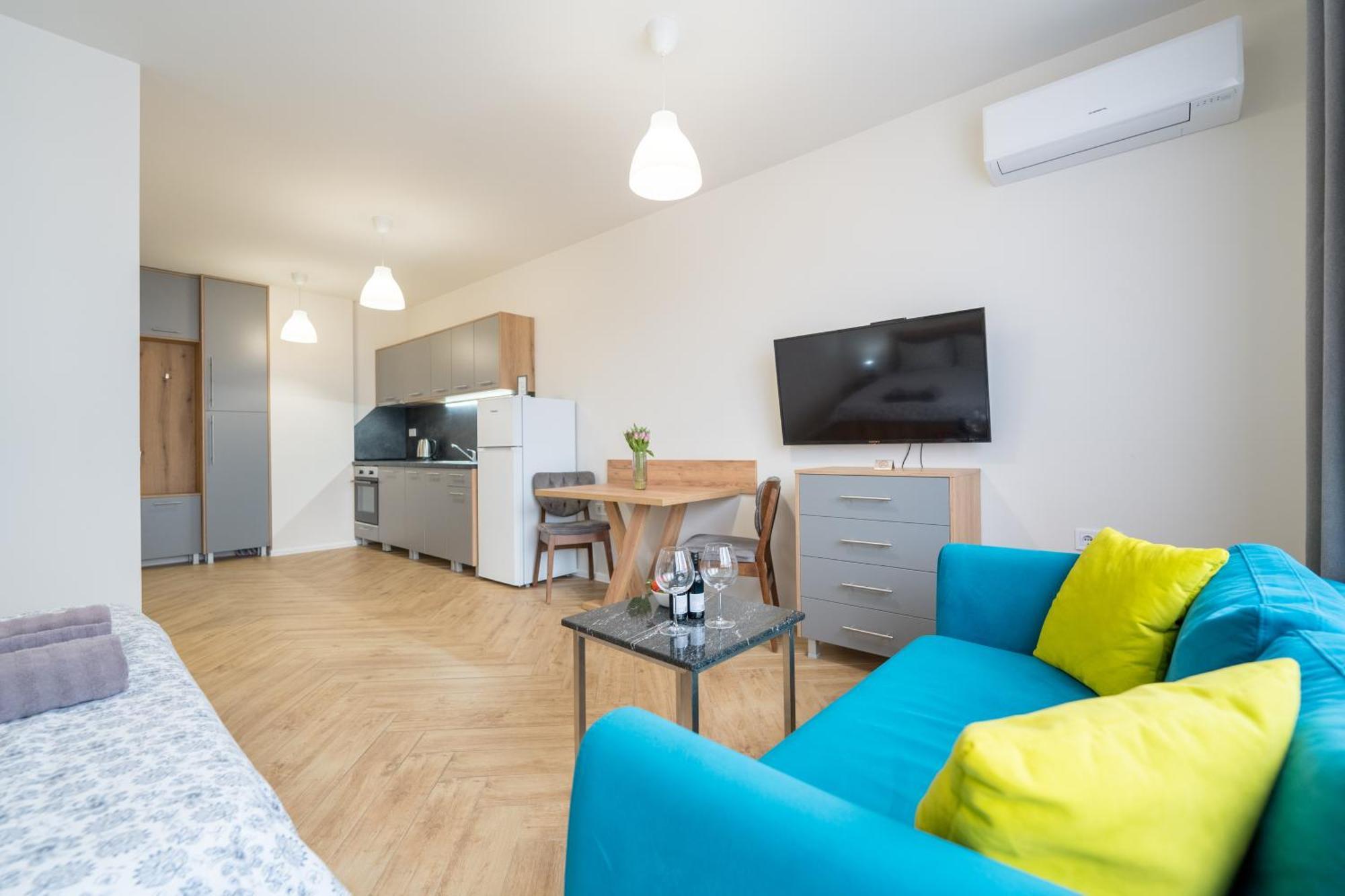 Wow For Rent - Bul Montevideo 25a - B