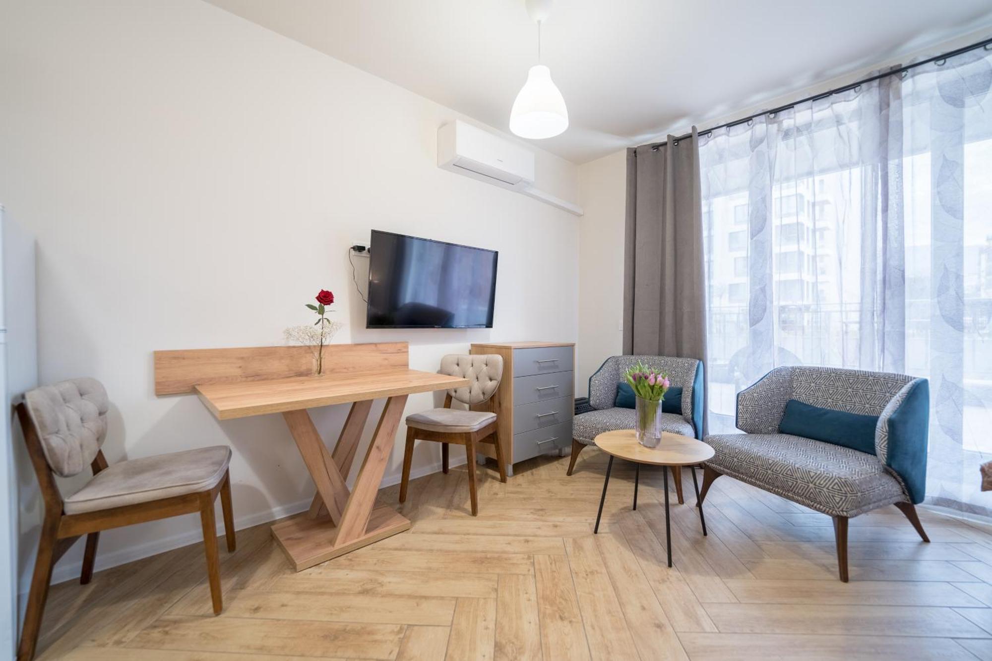 Wow For Rent - Bul Montevideo 25a - B