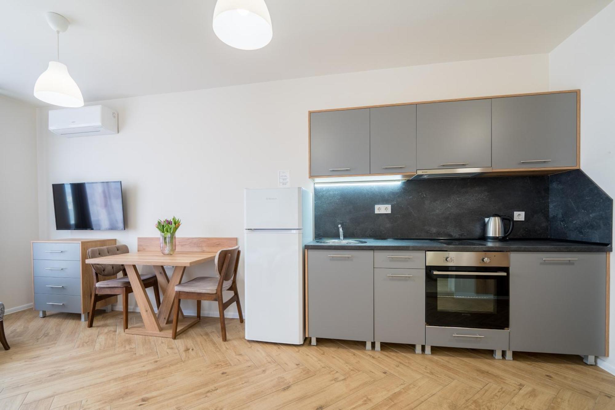 Aparthotel Wow For Rent - Bul Montevideo 25a - B *