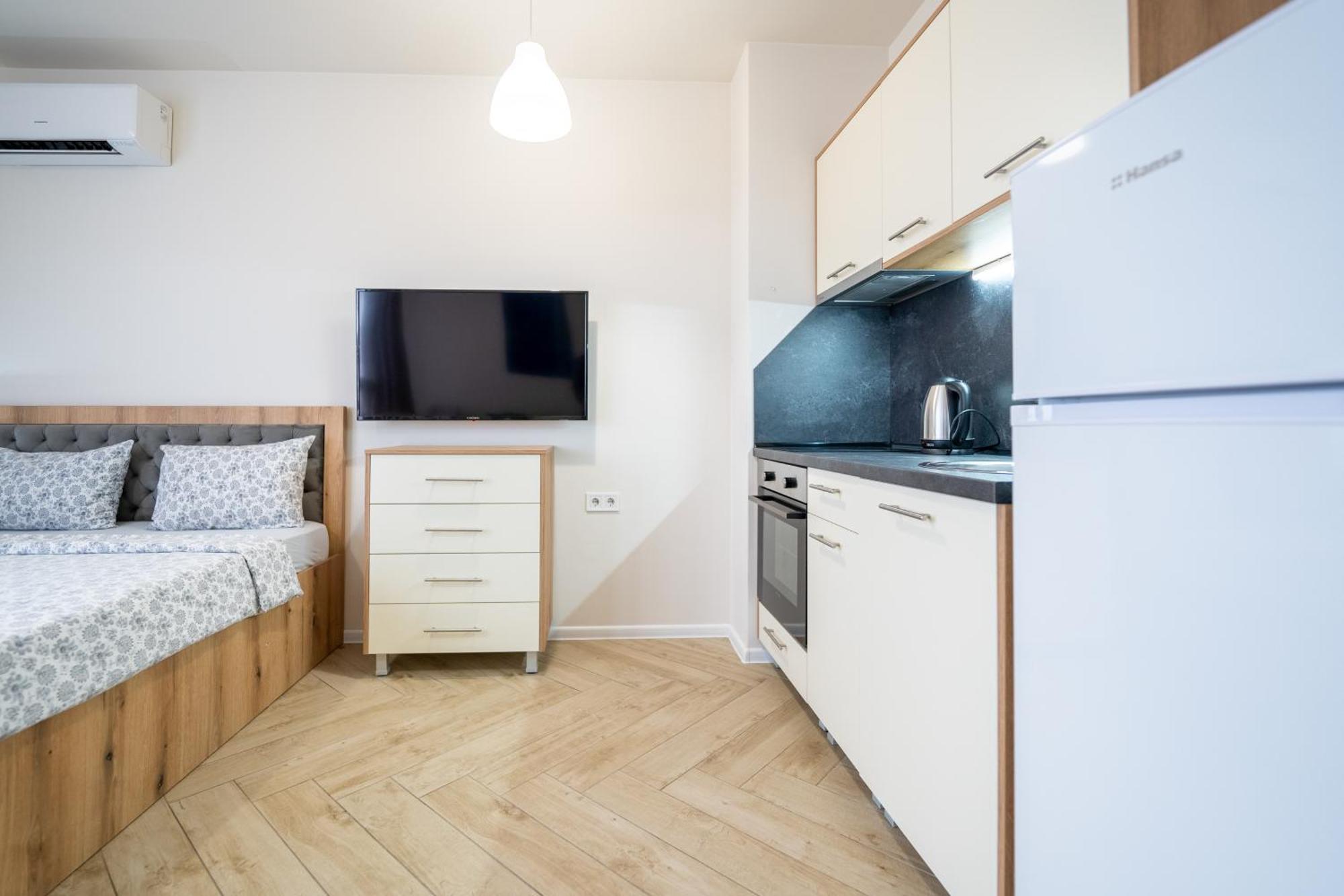 Wow For Rent - Bul Montevideo 25a - B *