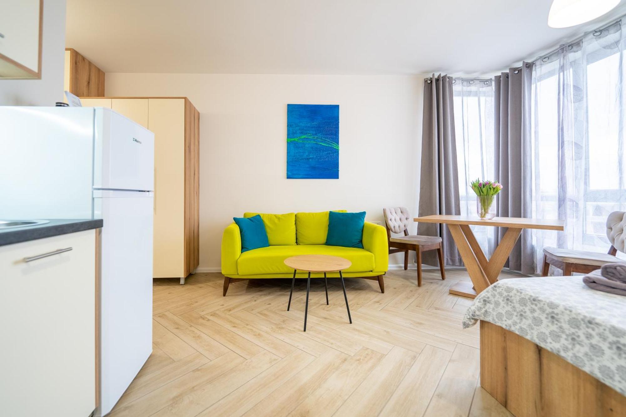 Wow For Rent - Bul Montevideo 25a - B *