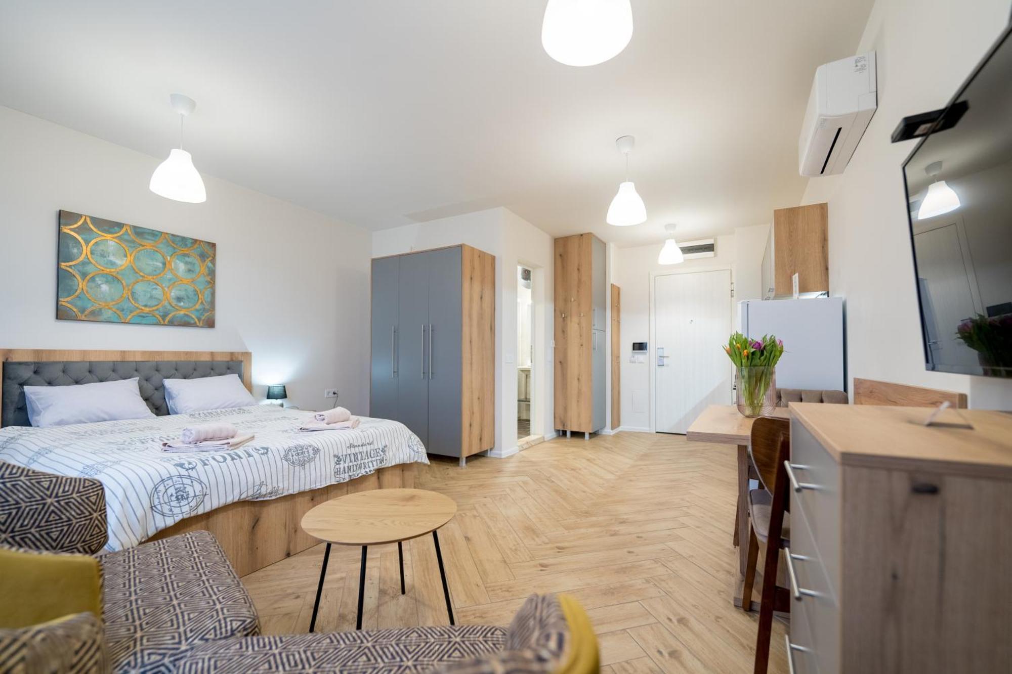 Aparthotel Wow For Rent - Bul Montevideo 25a - B