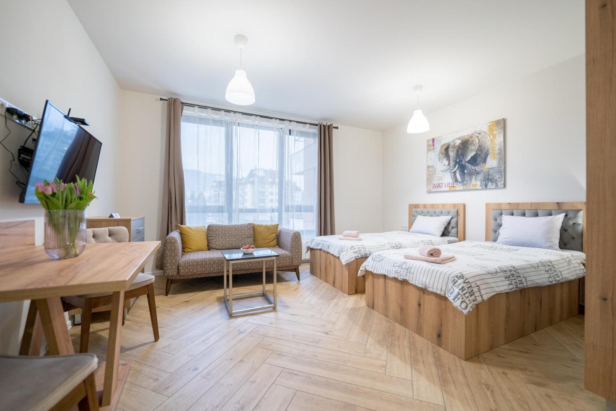Wow For Rent - Bul Montevideo 25a - B *