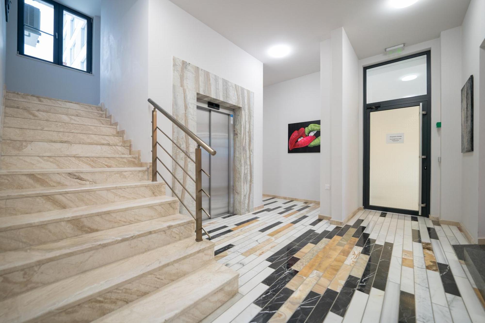 Wow For Rent - Bul Montevideo 25a - B * Sofia