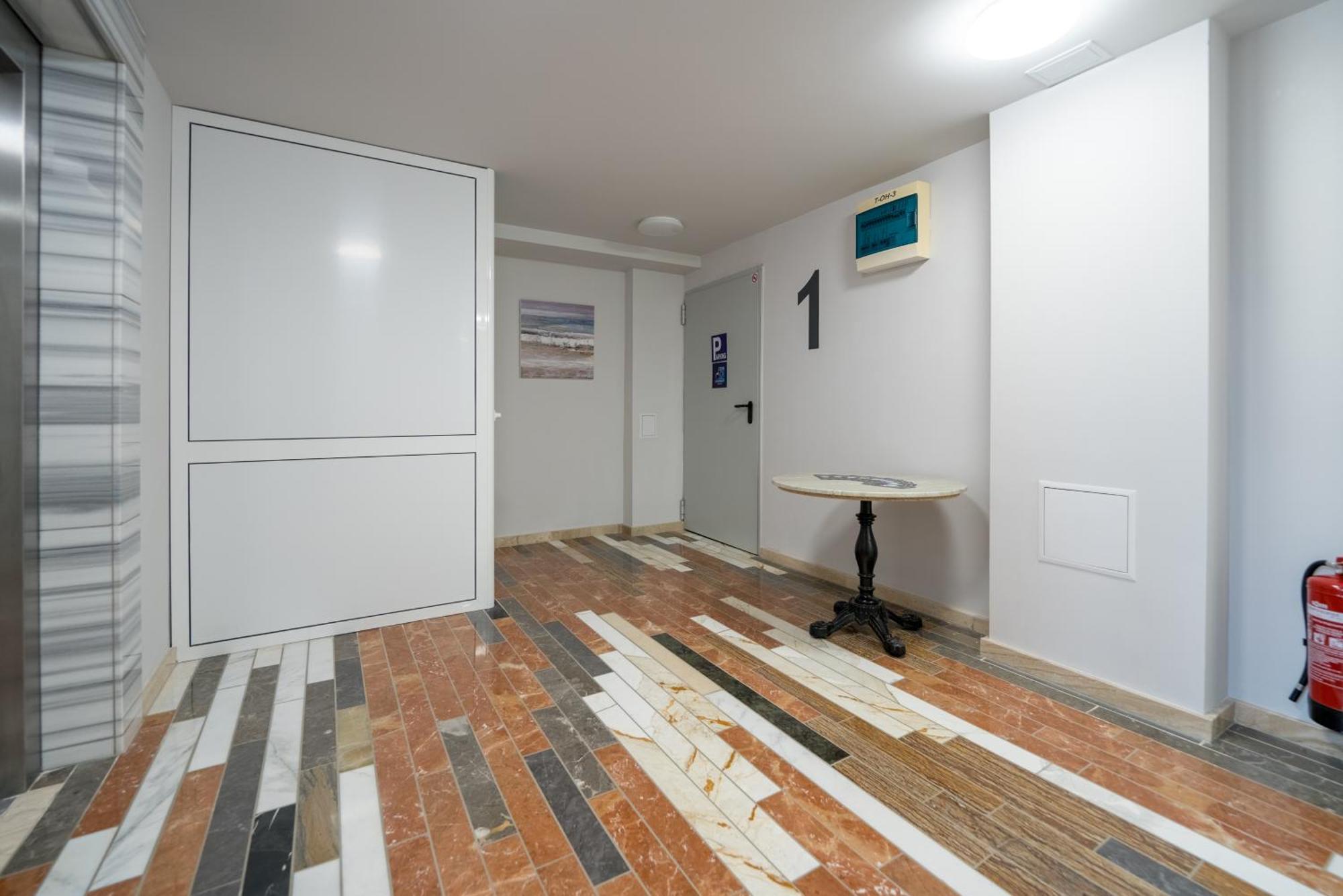 Aparthotel Wow For Rent - Bul Montevideo 25a - B